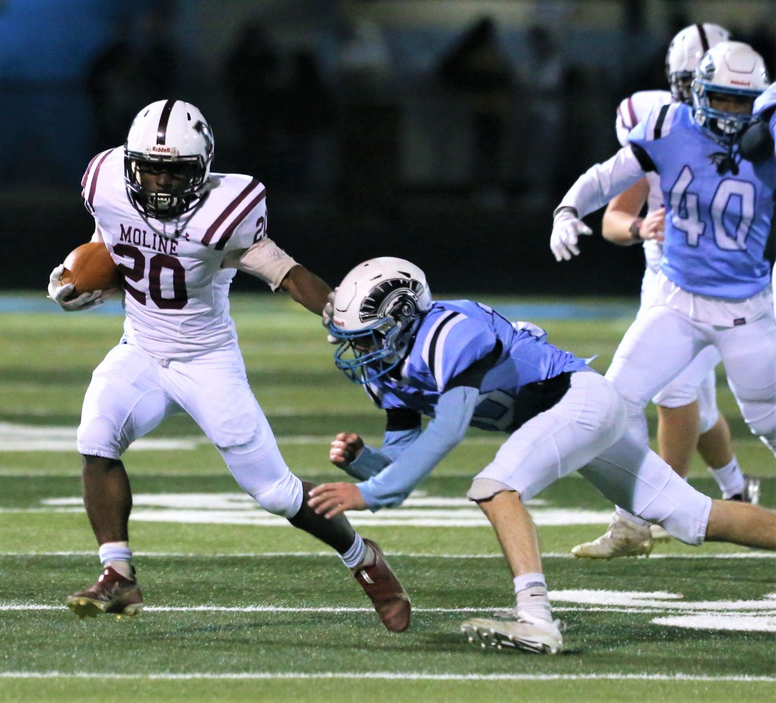110521-qc-spt-moline fball34.jpg